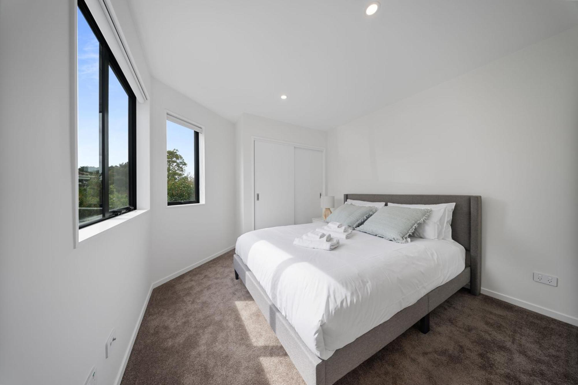 West Harbour Modern 4-Bedroom Retreat Auckland Dış mekan fotoğraf
